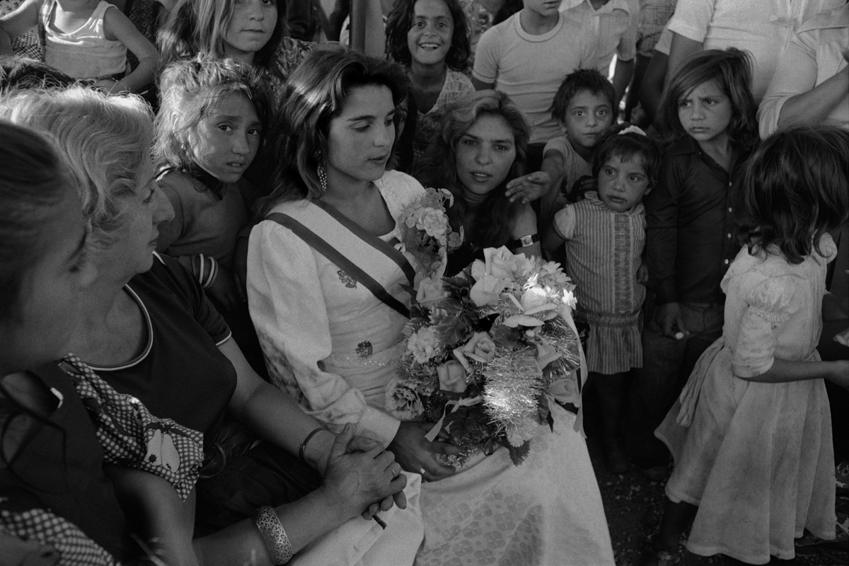 Photographic Social Vision - Noces. Poblat gitano. Penamoa. La Corunya, 1976