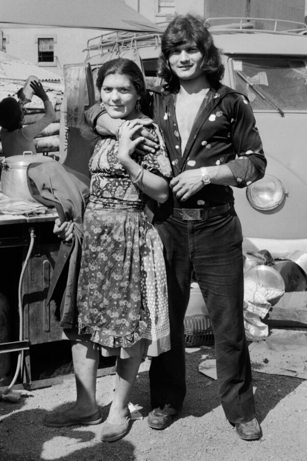 Photographic Social Vision - Noces. Poblat gitano. Penamoa. La Corunya, 1976