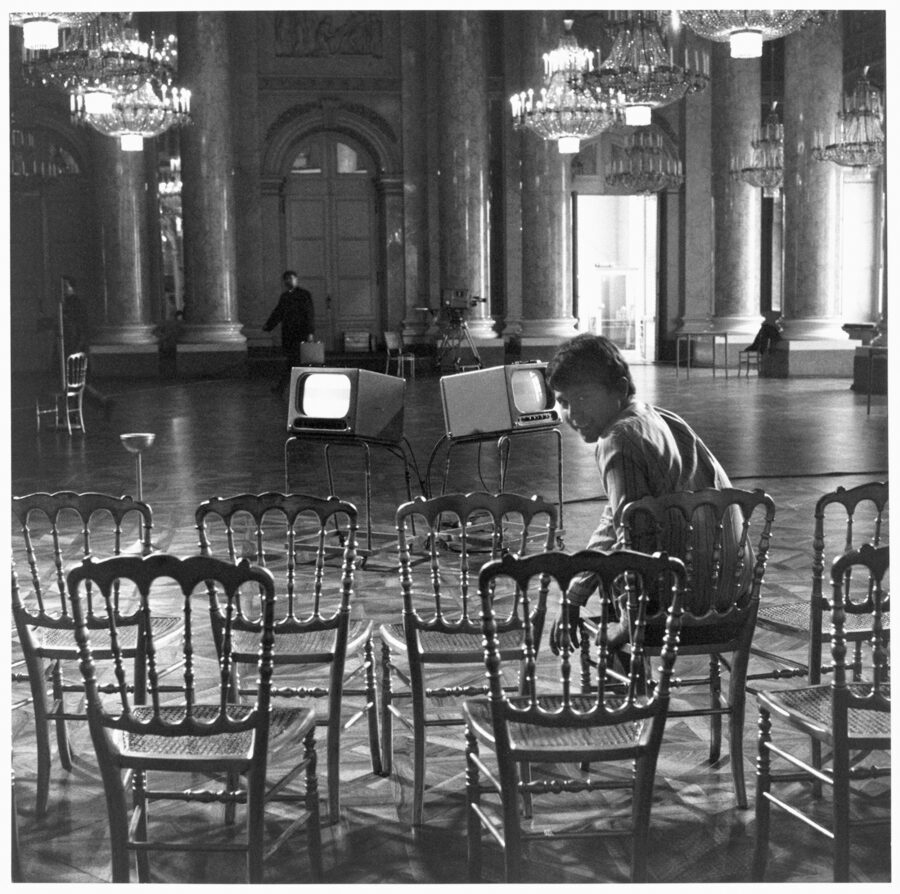 Photographic Social Vision - Raphael en el Festival de Eurovisión. Viena, 1967.