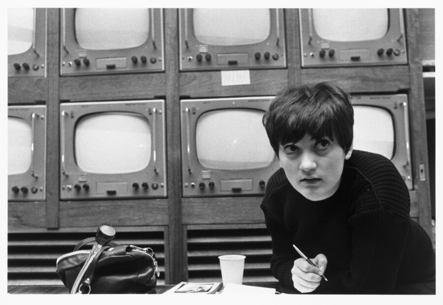 Photographic Social Vision - Pilar Miró en los estudios de RTVE, durante su época de realizadora. Madrid, 1970.