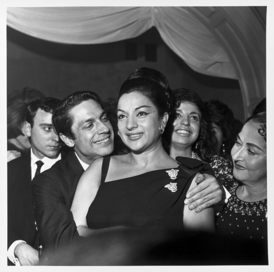 Photographic Social Vision - Antonio El Bailarín, Lola Flores y Estrellita Castro. Madrid, 1966.