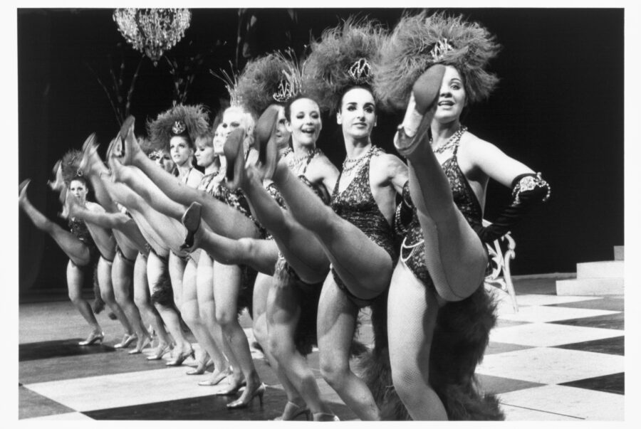 Photographic Social Vision - las tachún Tachún querían ser las Blue Belles españolas. 1966