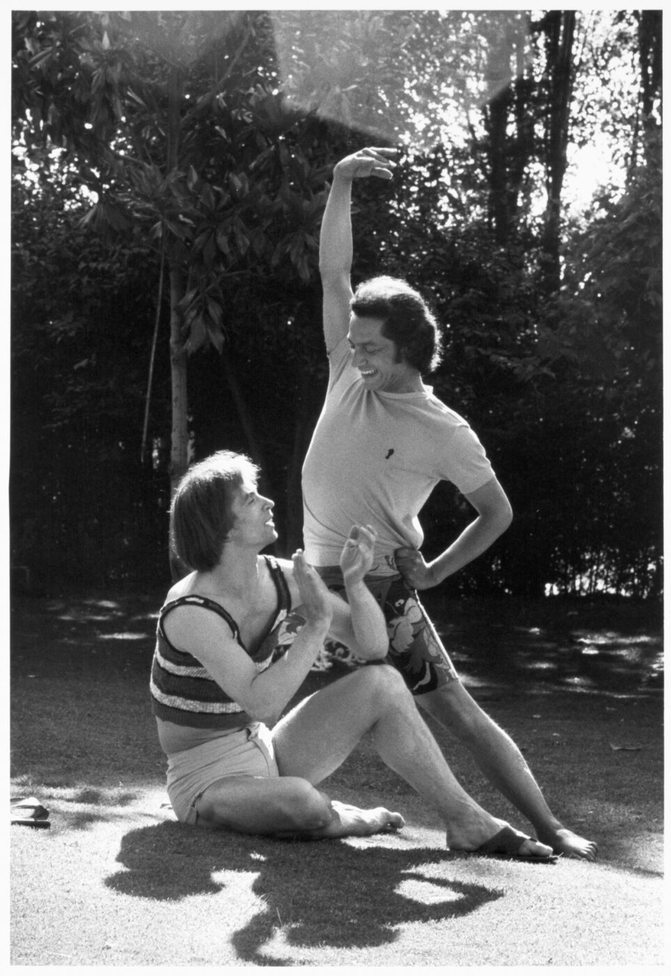 Photographic Social Vision - Diferentes momentos de la estancia de Rudolf Nureyev  en la casa de Antonio El Bailarín. Madrid, 1971.