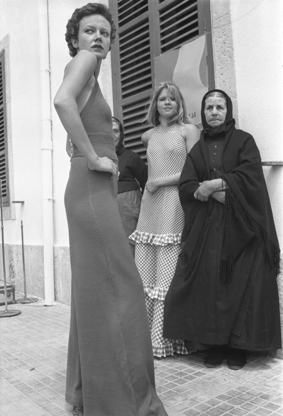 Photographic Social Vision - Desfile de Moda Ad Lib, Ibiza, 1972