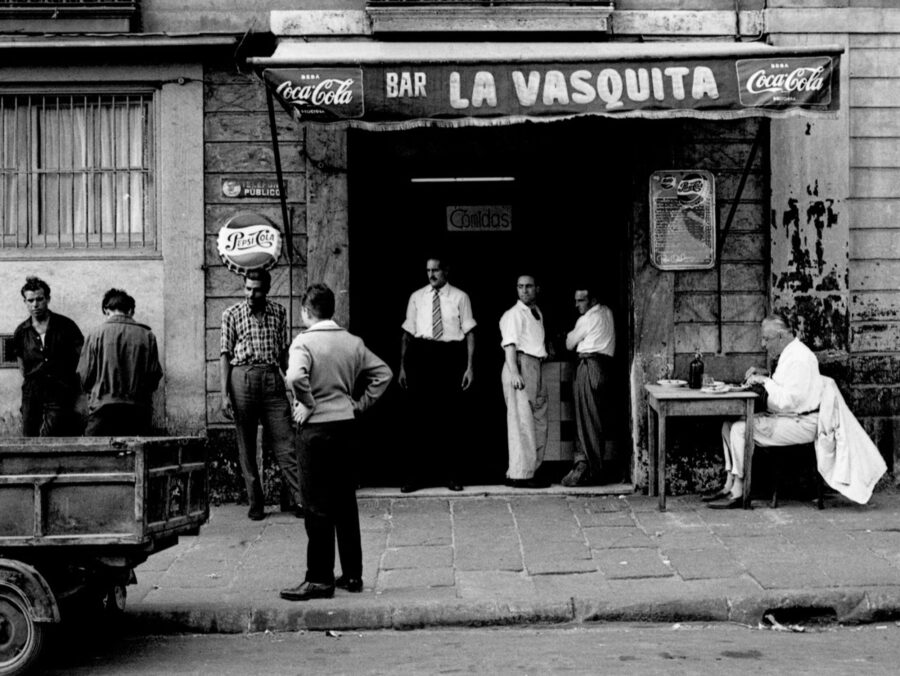 Photographic Social Vision - La Vasquita. Barcelona, 1958