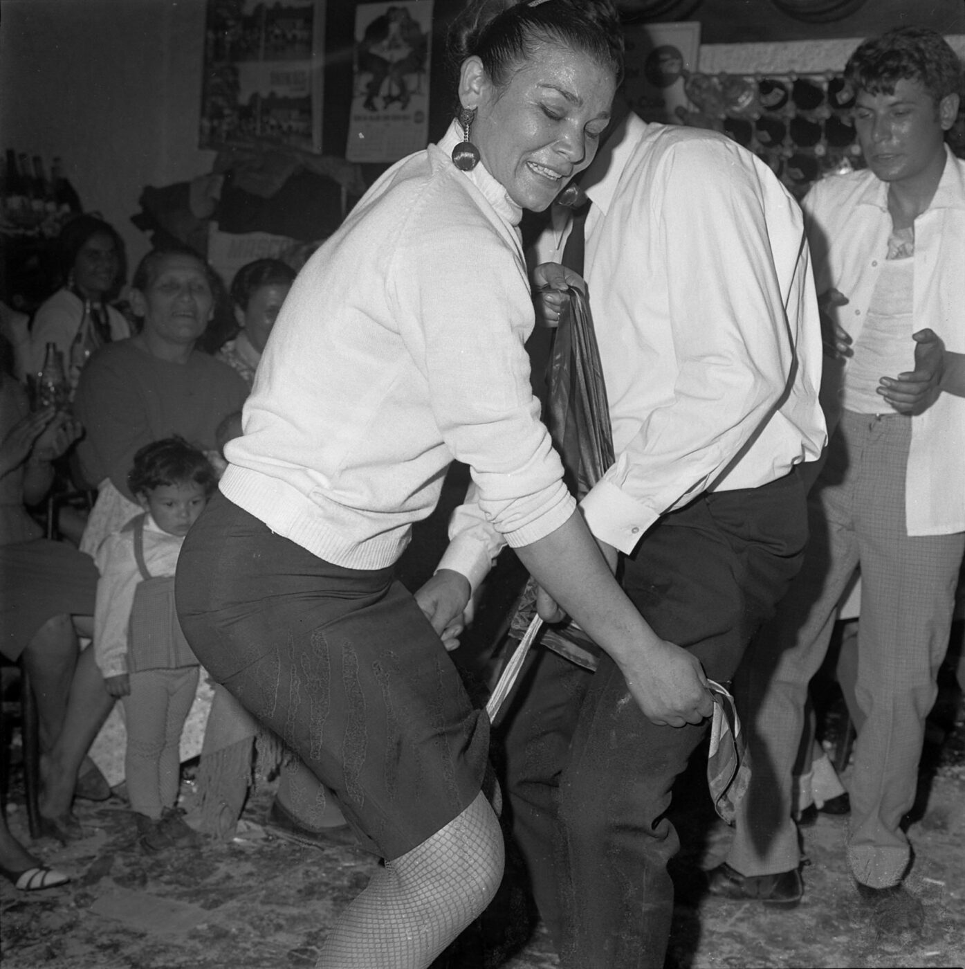 Photographic Social Vision - Boda de El Baturro y La Uta. Fiesta en la bodega Casa Rosita. Barcelona, 1968