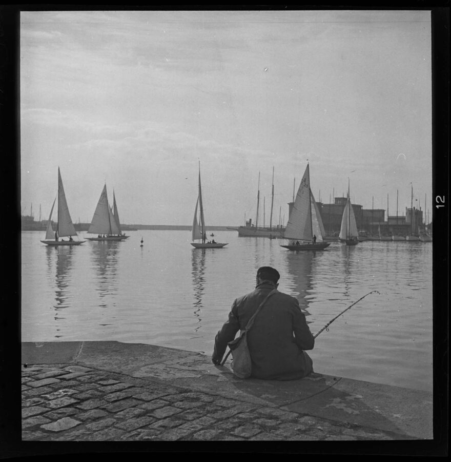 Photographic Social Vision - Port de Barcelona, c. 1940