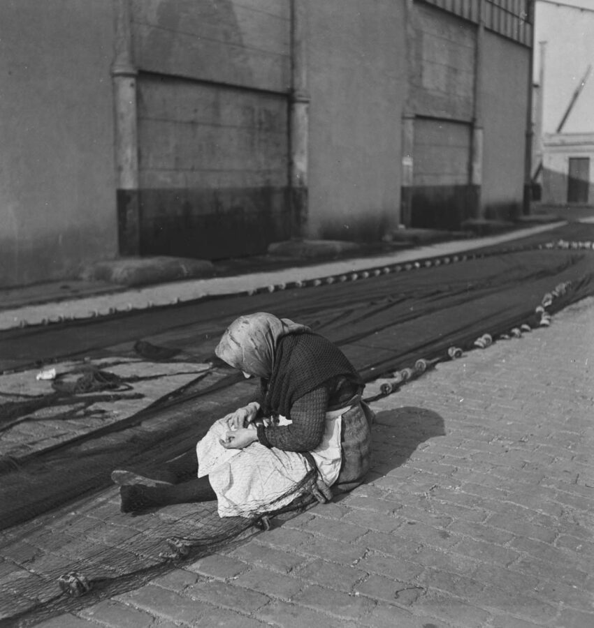 Photographic Social Vision - Port de Barcelona, c. 1940