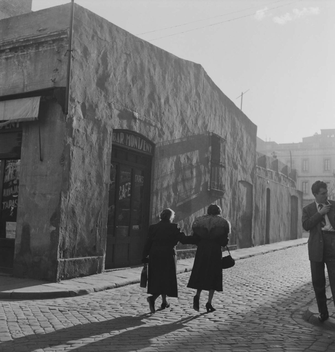 Photographic Social Vision - Barri de Gràcia, Barcelona, c. 1940