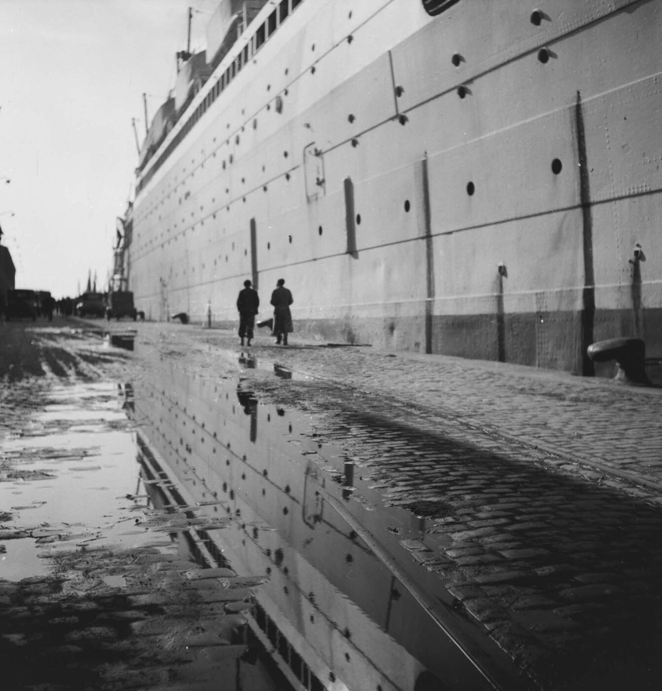 Photographic Social Vision - Port de Barcelona, c. 1940