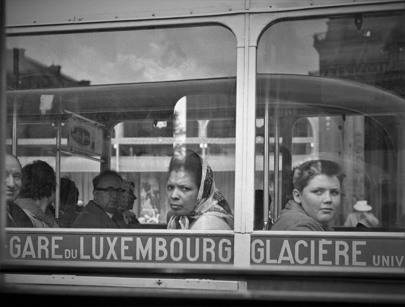 Photographic Social Vision - ¡Te vemos!. París, 1962