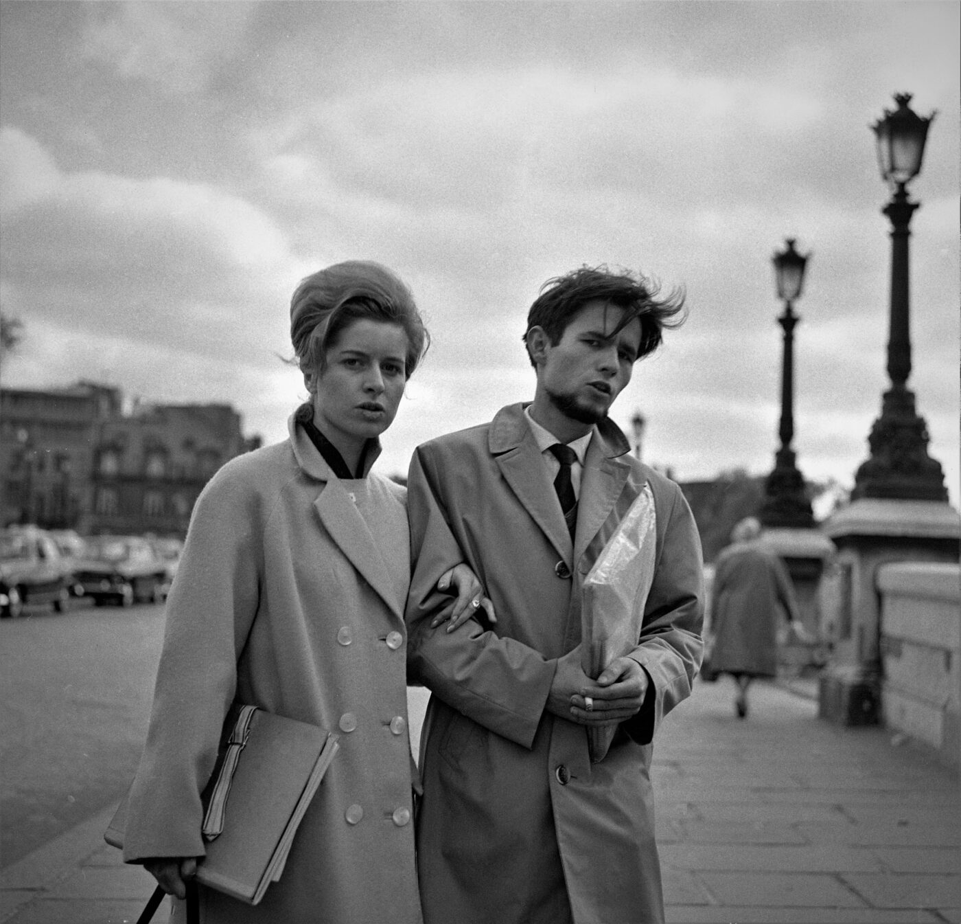 Photographic Social Vision - Pareja en el puente Royal. París,1962