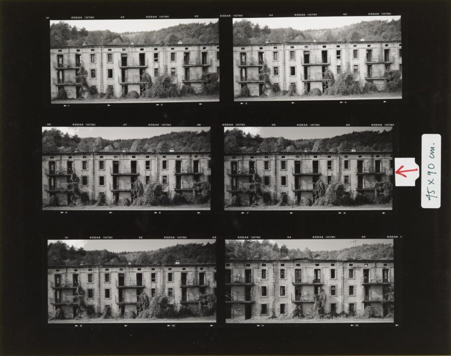 Photographic Social Vision - Colonia téxtil de Santa Maria. Hoja de contactos. Ripoll, Girona, 2006