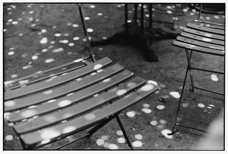 Photographic Social Vision - Restaurante Le Poisson Banane. Arles, Francia, 1979