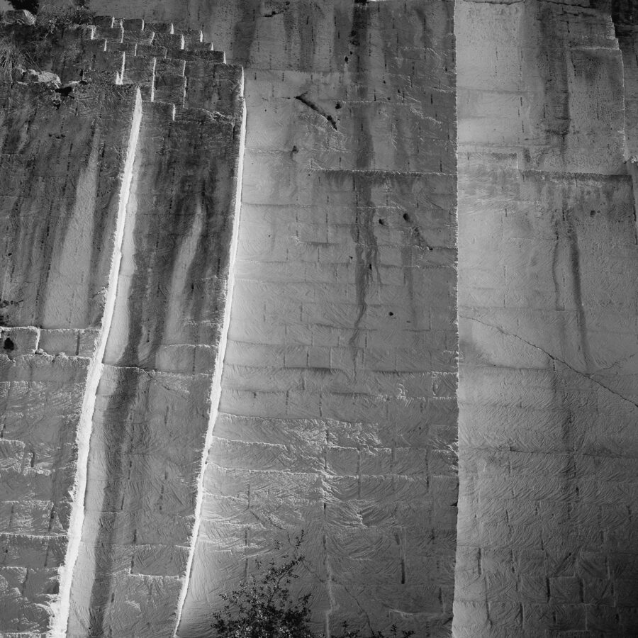Photographic Social Vision - Pedrera de marés de Santa Ponça. Menorca, 2002