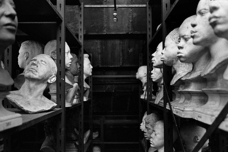 Photographic Social Vision - Bustos almacenados en The American Museum of Natural History. Nueva York, 1981