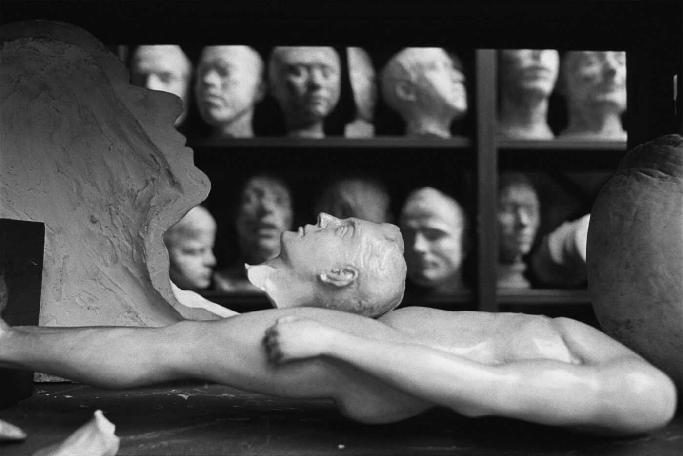 Photographic Social Vision - Bustos almacenados en The American Museum of Natural History. Nueva York, 1981