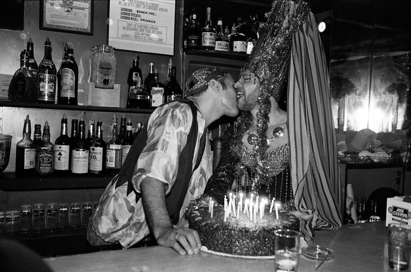 Photographic Social Vision - Fiesta de halloween en Greenwich Village. New York, 1994