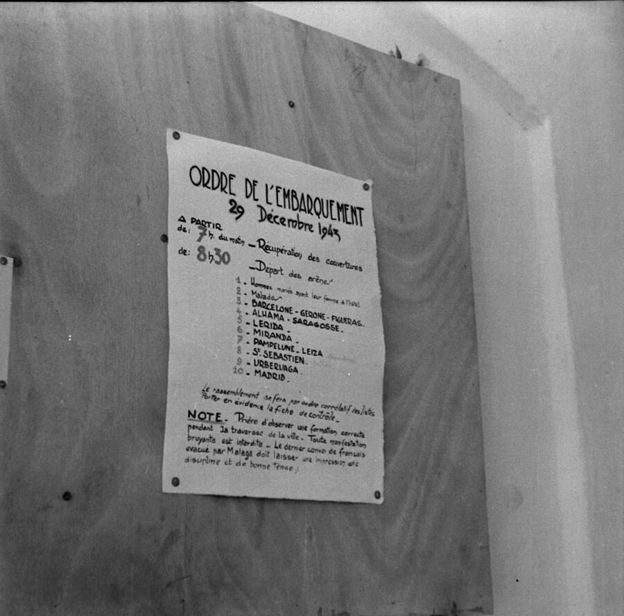 Photographic Social Vision - Évadés. Plaza de toros de Málaga, diciembre 1943