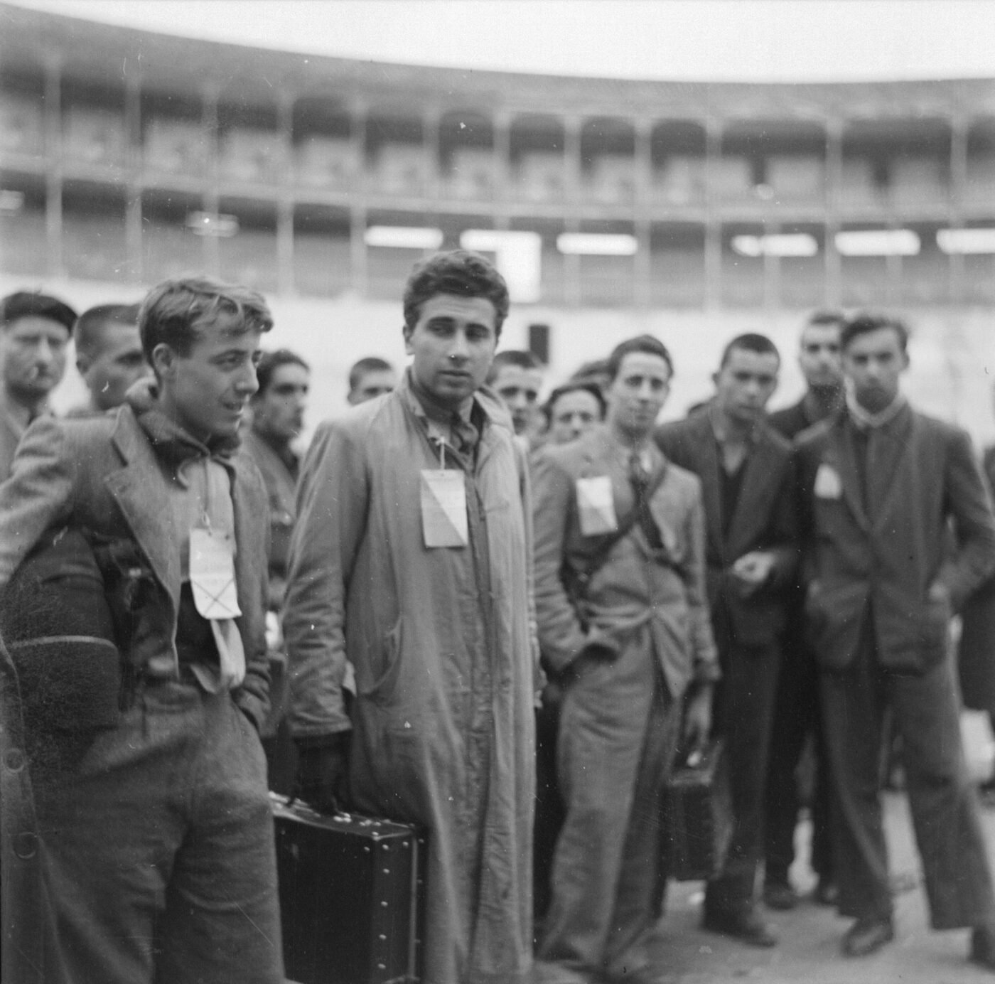 Photographic Social Vision - Évadés. Plaza de toros de Málaga, diciembre 1943