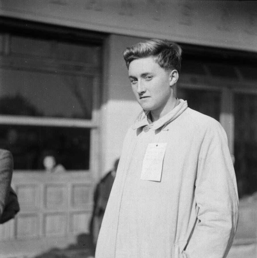 Photographic Social Vision - Évadés. Plaza de toros de Málaga, diciembre 1943