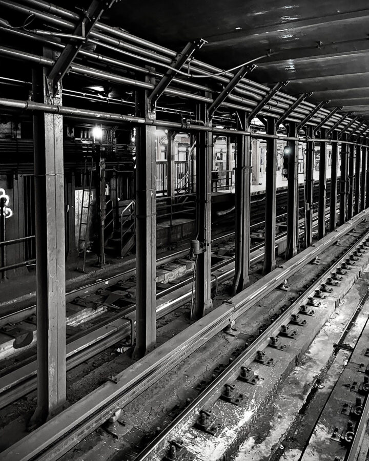 Photographic Social Vision - El subway