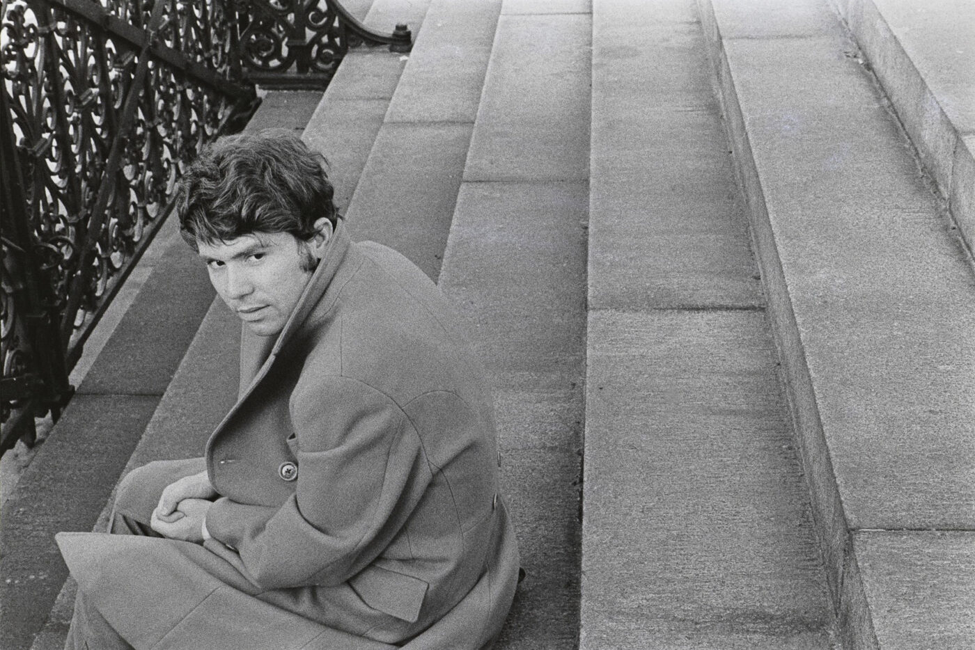 Photographic Social Vision - Raphael antes de actuar en Talk of the Town. Londres, 1968