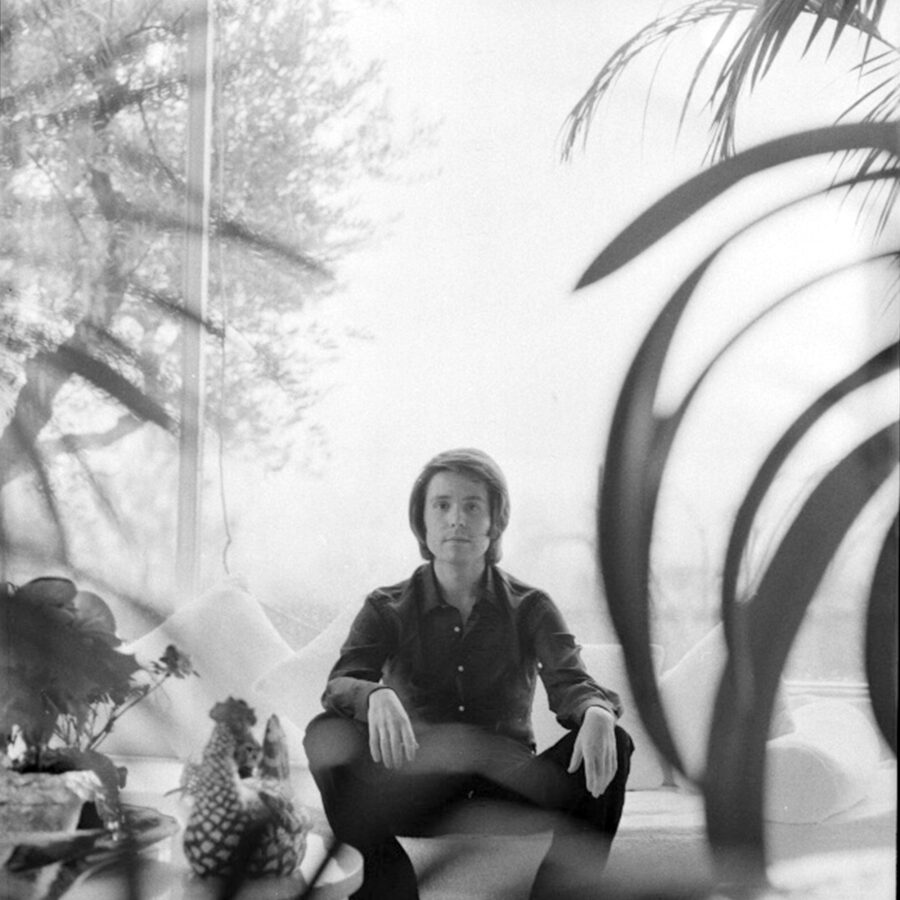 Photographic Social Vision - El Raphael en una sessió fotogràfica a Toledo, poc abans de casar-se amb la Natalia Figueroa, el 1972.