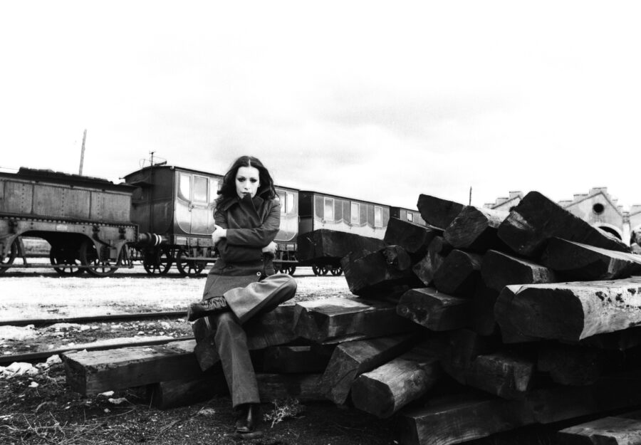 Photographic Social Vision - Massiel en un paraje de Cuenca, en 1971