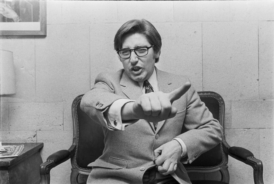 Photographic Social Vision - Alfredo Amestoy, periodista y presentador de televisión. Madrid, ca.1970