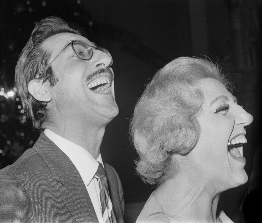 Photographic Social Vision - Los actores cómicos Mary Santpere y Tip (Luis Sánchez Polack) a finales de los años 60