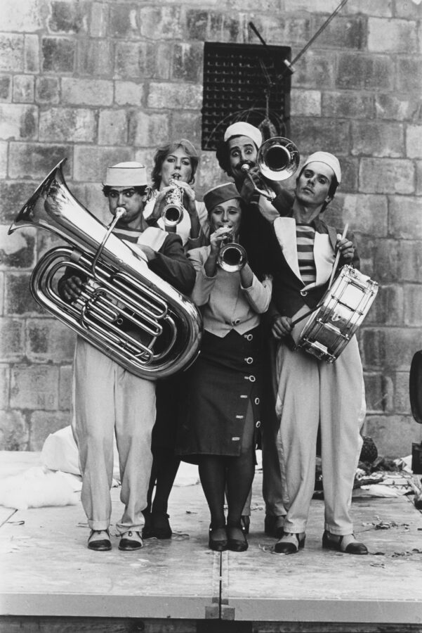Photographic Social Vision - En el rodatge de Somni d’un carrer de Comediants. Tàrrega, Lleida, 1979